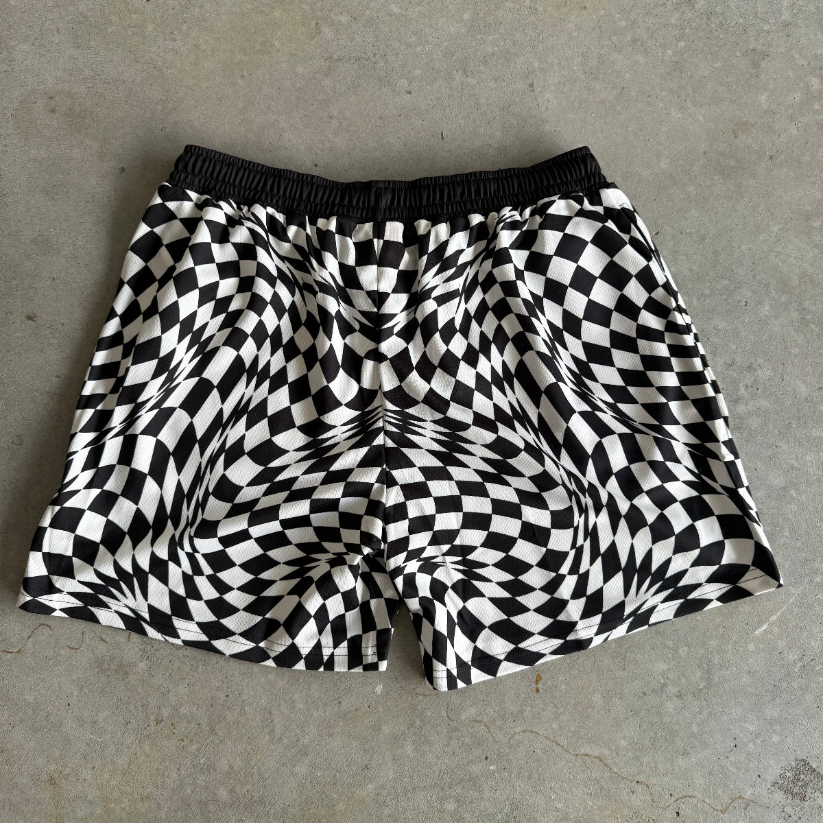 Mesh Short - Wavy Checkerboard